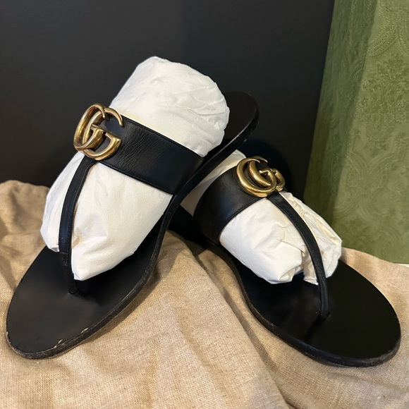 Authentic gucci slides size 35.5 (5.5) - Picture 2 of 7